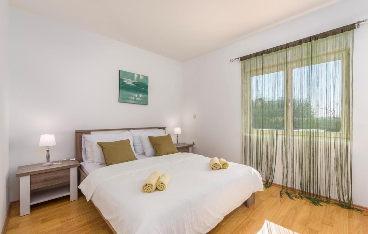 Apartments Dobrec Fuskulin Exterior photo